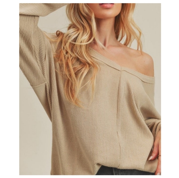 Oversized Tan Sweater - Picture 1 of 16